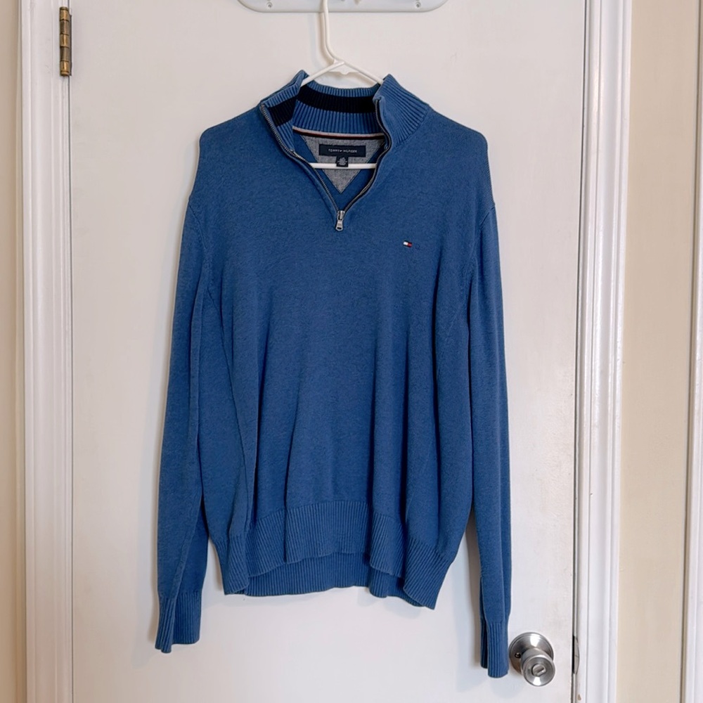 Tommy Hilfiger large blue 1/4 zip sweater